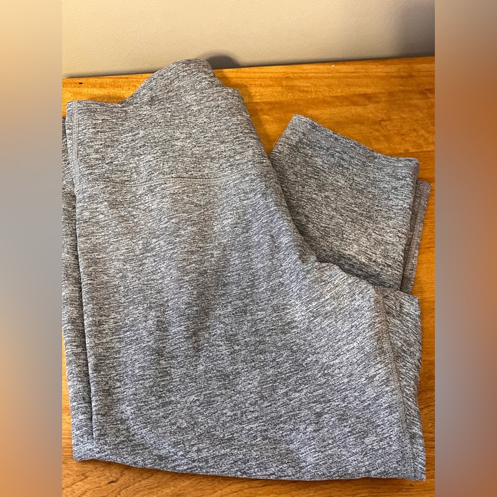 Light grey workout leggings, worn only a few times, smoke free home